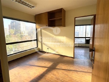 Arriendo Mensual / Oficina / Providencia