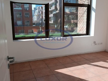 Arriendo Mensual / Oficina / Providencia