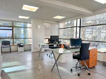 Arriendo Mensual / Oficina / Providencia
