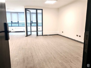 Arriendo Mensual / Oficina / Providencia