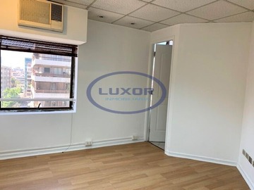 Arriendo Mensual / Oficina / Providencia