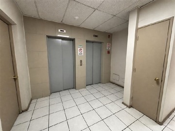 Arriendo Mensual / Oficina / San Miguel