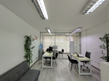 Arriendo Mensual / Oficina / Santiago