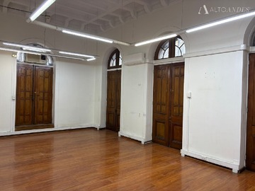 Arriendo Mensual / Oficina / Santiago
