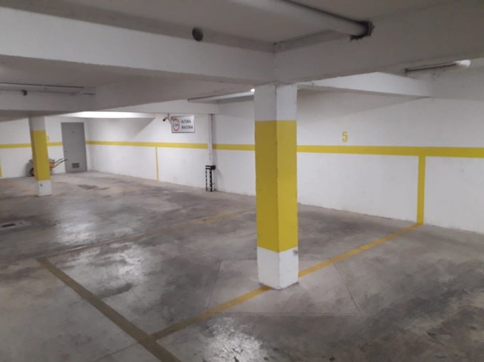 Estacionamiento 5