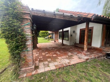 Arriendo Mensual / Parcela / Colina