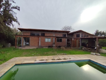 Arriendo Mensual / Parcela / Colina