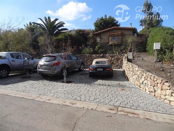 Arriendo Mensual / Parcela / Colina