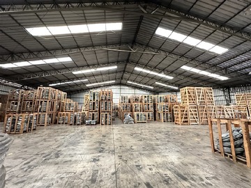Arriendo Mensual / Terreno Industrial / Colina