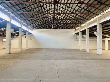 Arriendo Mensual / Terreno Industrial / Independencia