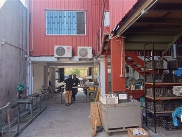 Venta / Bodega / Santiago