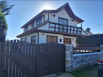 Venta / Casa / Algarrobo