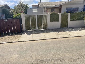 Venta / Casa / Algarrobo