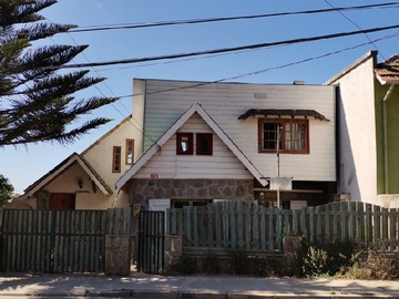 Venta / Casa / Algarrobo