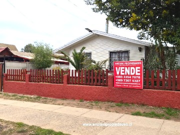 Venta / Casa / Algarrobo