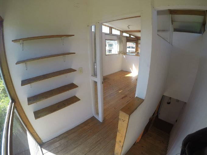 descanso y entrada a habitación segundo piso