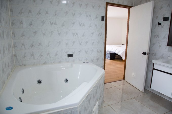 Jacuzzi