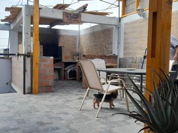 Quincho, sector lavado, terraza, 2do piso