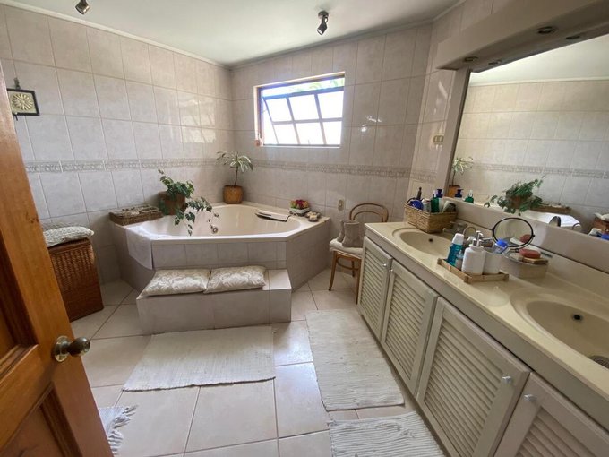 baño completo con jacuzzi hab. principal