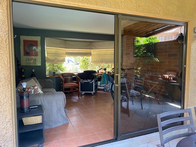 Habitación exterior con baño