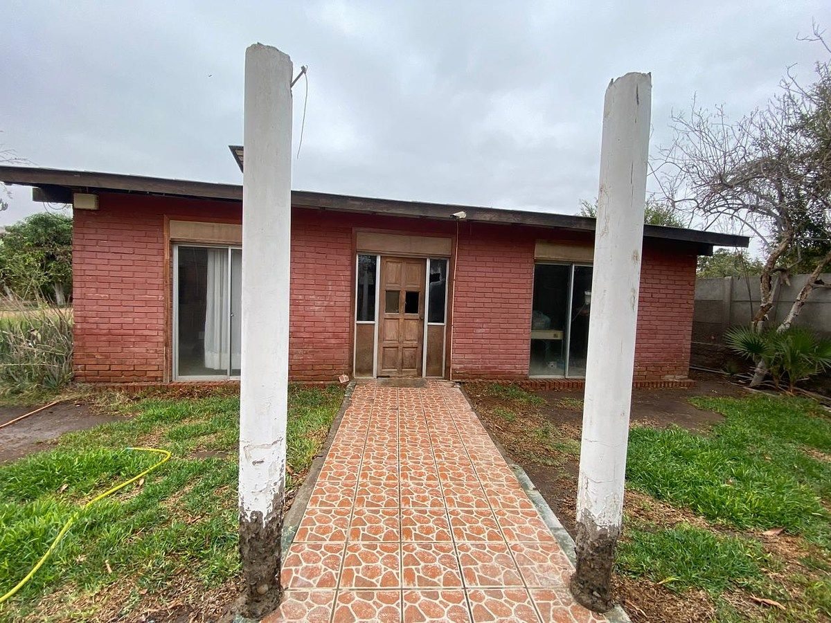 vista frontal casa de huéspedes