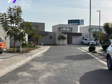 Venta / Casa / Buin