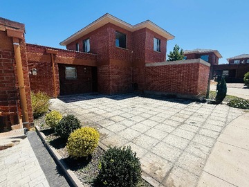 Venta / Casa / Buin