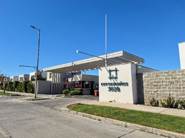 Venta / Casa / Buin