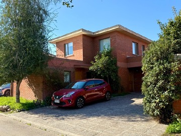 Venta / Casa / Buin