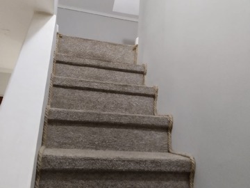 Acceso a segundo piso