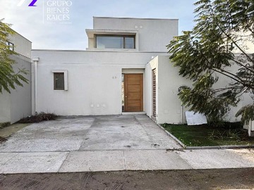 Venta / Casa / Buin