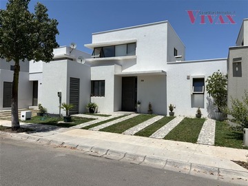 Venta / Casa / Buin