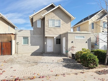 Venta / Casa / Buin