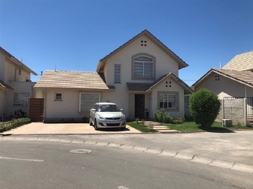 Venta / Casa / Buin