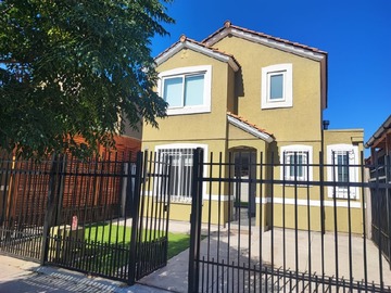 Venta / Casa / Buin