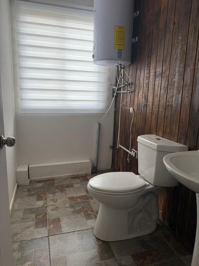 Baño visitas con logia