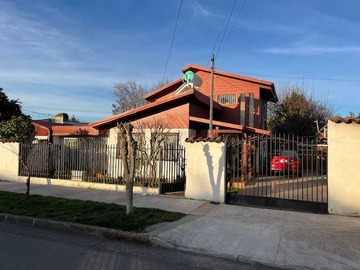 Venta / Casa / Cabrero