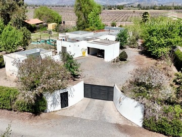 Venta / Casa / Calle Larga