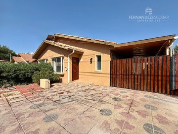 Venta / Casa / Calle Larga