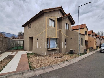 Venta / Casa / Calle Larga