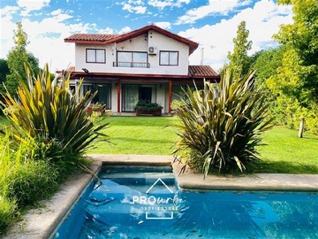 Venta / Casa / Calle Larga