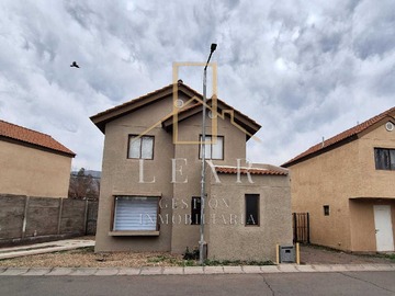 Venta / Casa / Calle Larga