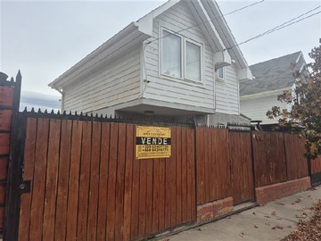 Venta / Casa / Calle Larga