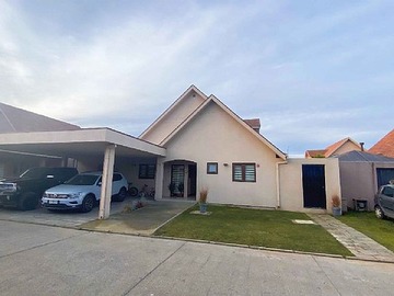 Venta / Casa / Chillán