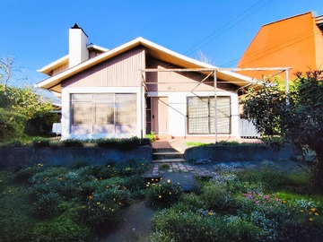 Venta / Casa / Chillán