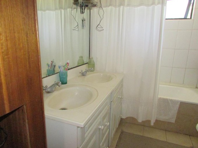 BAÑO DORMITORIO PRINCIPAL
