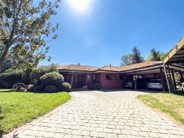 Venta / Casa / Colina