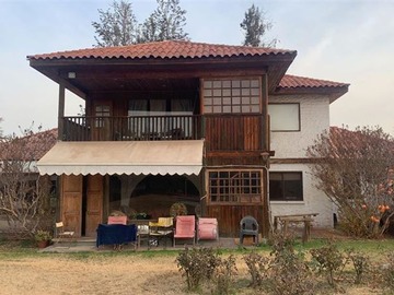 Venta / Casa / Colina