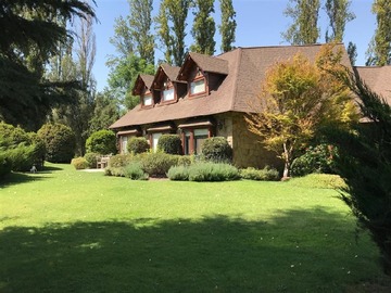 Venta / Casa / Colina