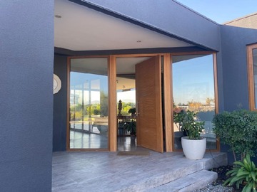Venta / Casa / Colina